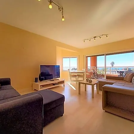 Litoralmar Beachfront מלון 4*